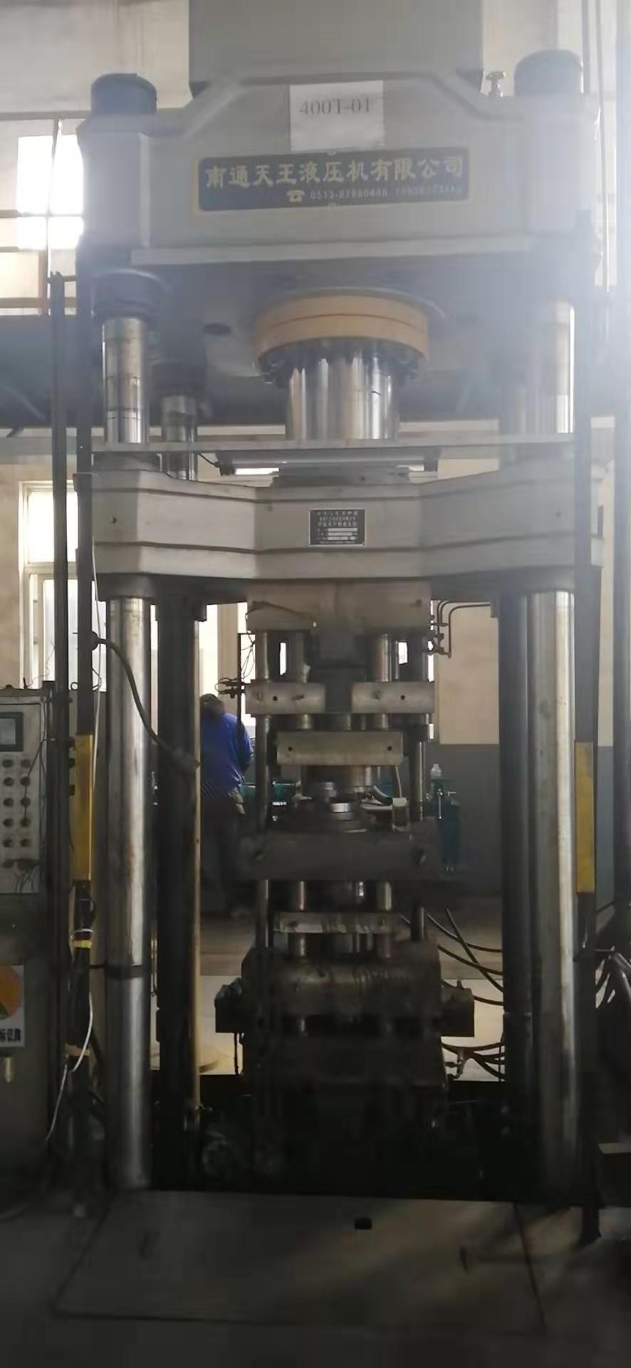 400噸油壓機(jī)